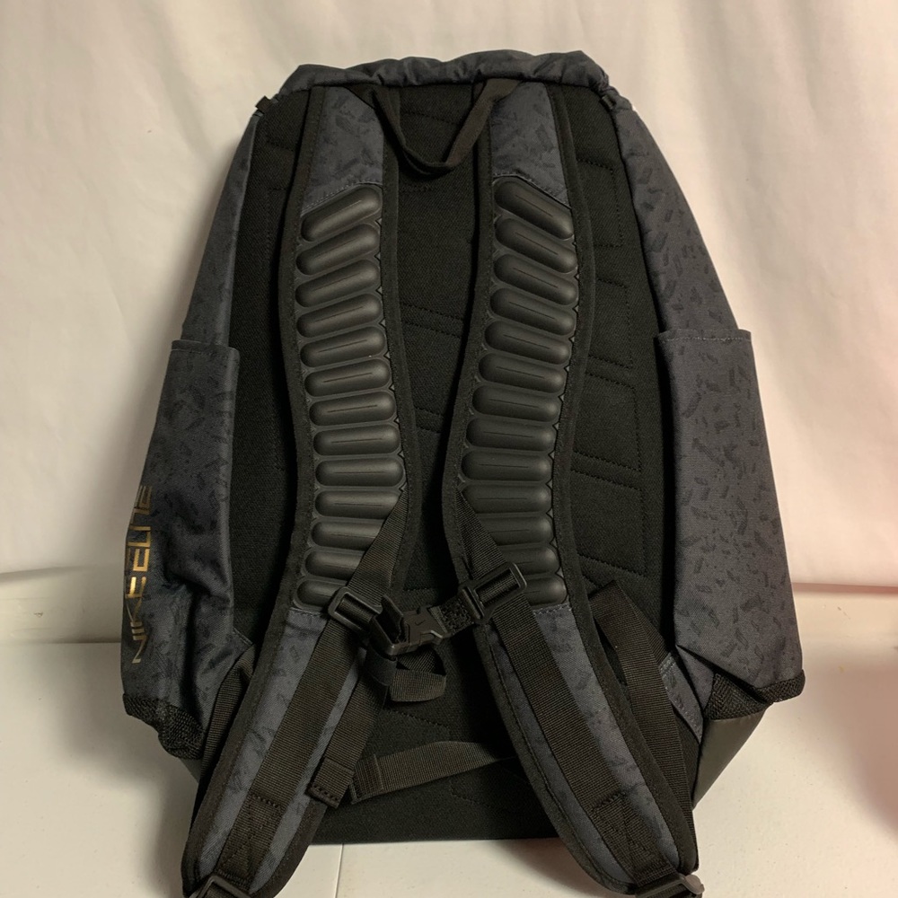 Nike elite hoops Backpack Gray Basketball Bag - Picture 2 of 4